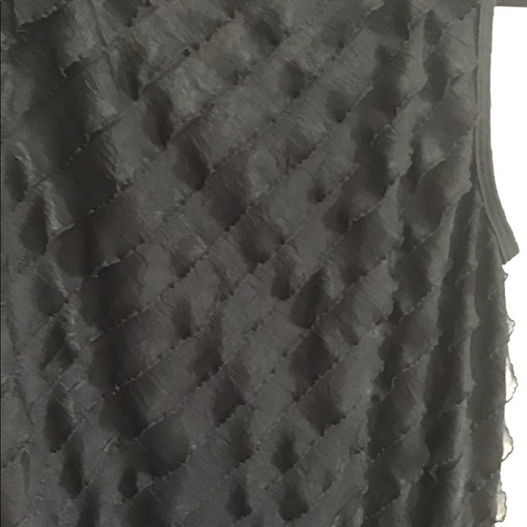 Top - Picture 4 of 6